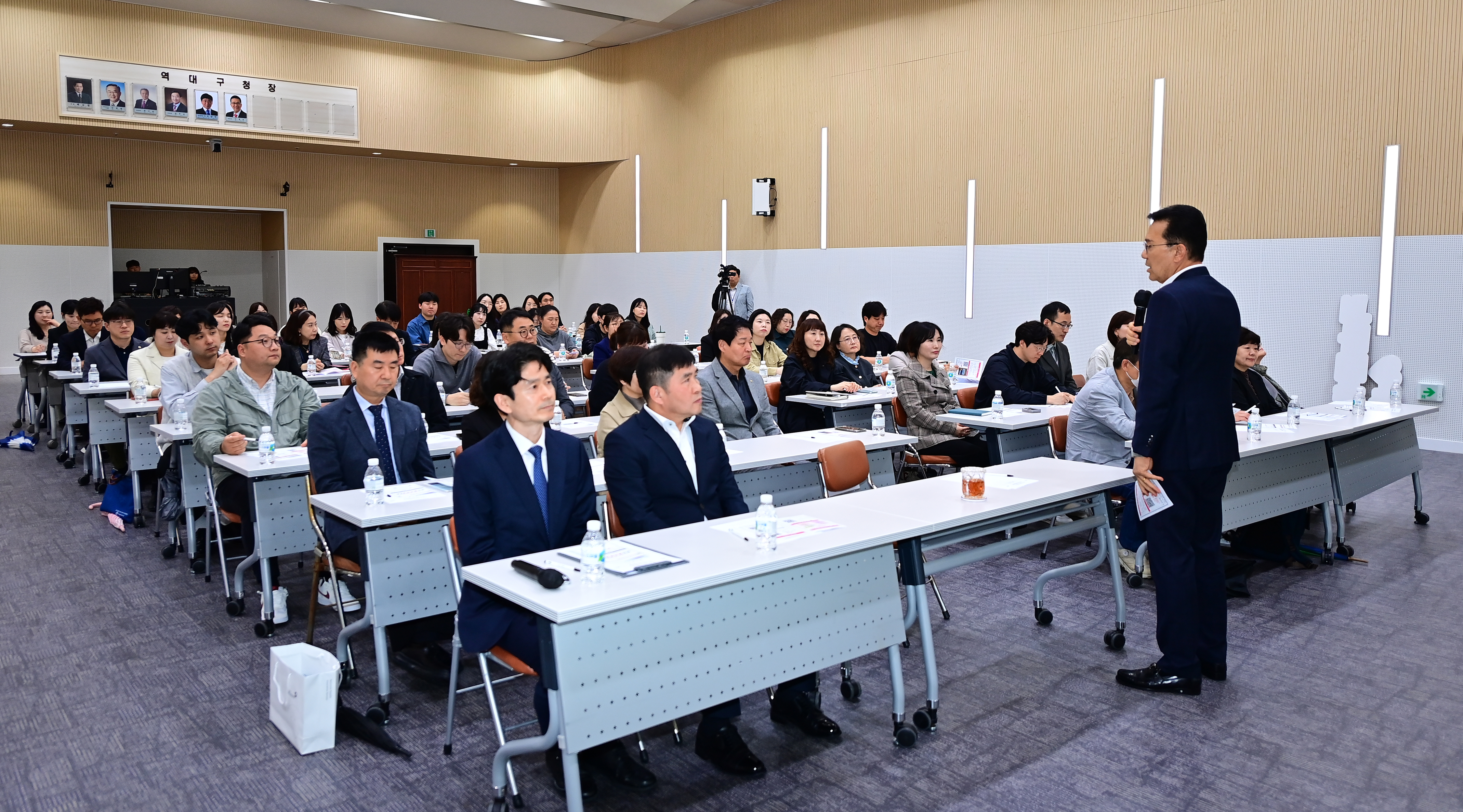 연수구지역사회보장협의체는 지난 22일 구청 대회의실에서 위원 65여 명을 대상으로 2025년 연수복지학교 2차 구 지역사회보장협의체 위원의 역량강화 교육을 진행했다